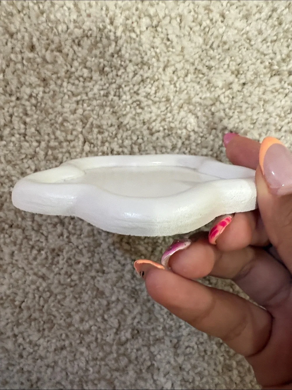 SHEIN White Flower-Shaped Jewelry Tray